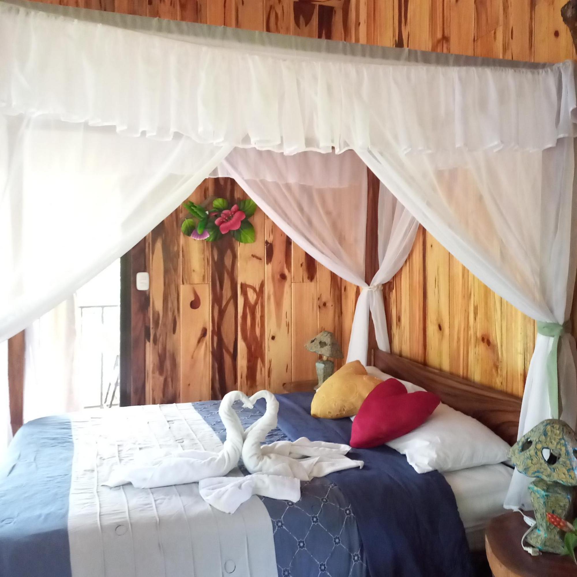 Monteverde Romantic Cottage Habitación foto